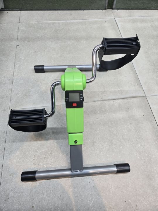 Mini%20Exercise%20Cycle/Portable%20Folding%20Arm%20&%20Leg%20Pedal%20Exerciser%20With%20Digital%20Lcd%20Display%20Home%20Indoor%20Mini%20Exercise%20Bike%20Resistance%20Adjustable%20-%20Image%204