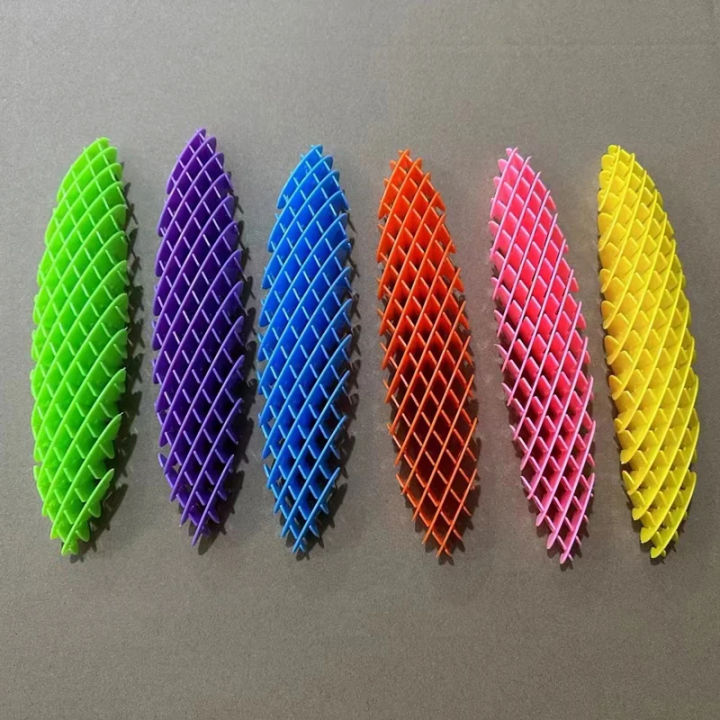 Fidget%20gadget%20in%20the%20form%20of%20a%20worm%20-%20Image%205