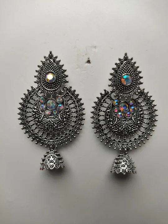 Jhumka%20Earrings%20for%20women%20-%20Image%203