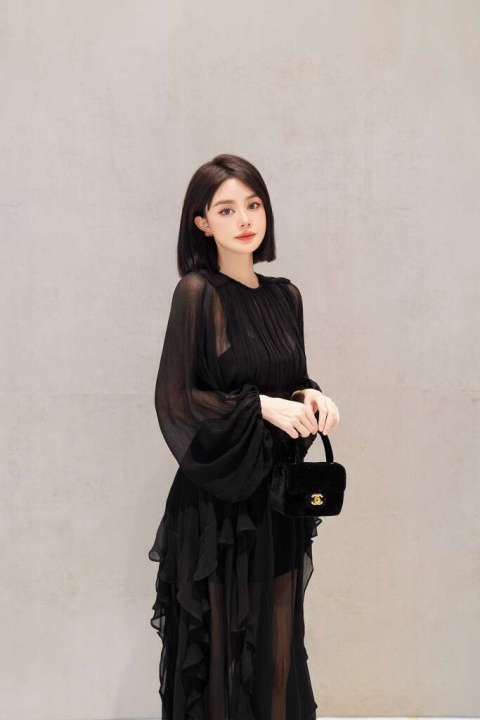 Thirteen%20Rows%202024%20Australian%20niche%20new%20long%20sleeved%20pleated%20backless%20versatile%20holiday%20dress%20for%20women%20-%20Image%206