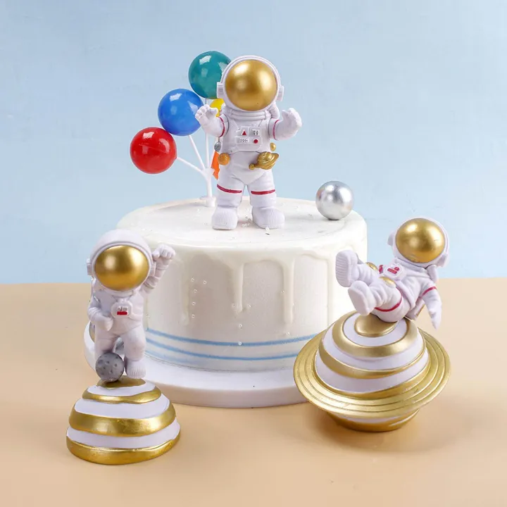 3Pcs%20PVC%20Astronaut%20Statue%20Spaceman%20Figurine%20Action%20Figure%20for%20Shelf%20Bedroom%20Kids%20Gift%20-%20Image%205