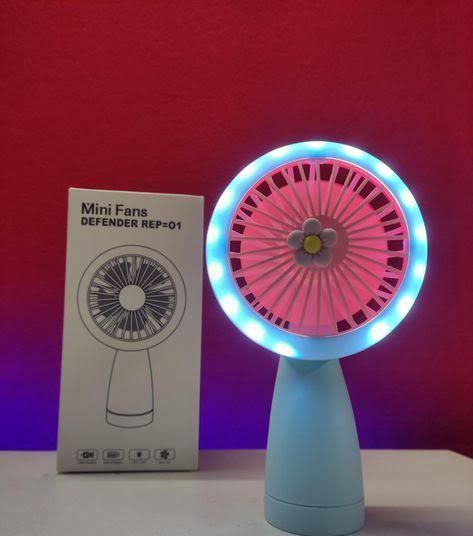 Defender%20REP-01%20Mini%20Portable%20USB%20Hand%20Fan%20Speed%20Control%20USB%20Rechargeable%20Fan%20with%20LED%20-%20Image%204