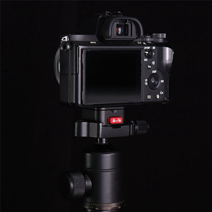 Quick%20Release%20Plate%20Tripod%20Camera%20Mount%20Adapter%20Quick%20Setup%20with%201/4%20Inch%20Screw%20for%20Camera%20Tripod%20Gimbal%20Stabilizer%20-%20Image%205