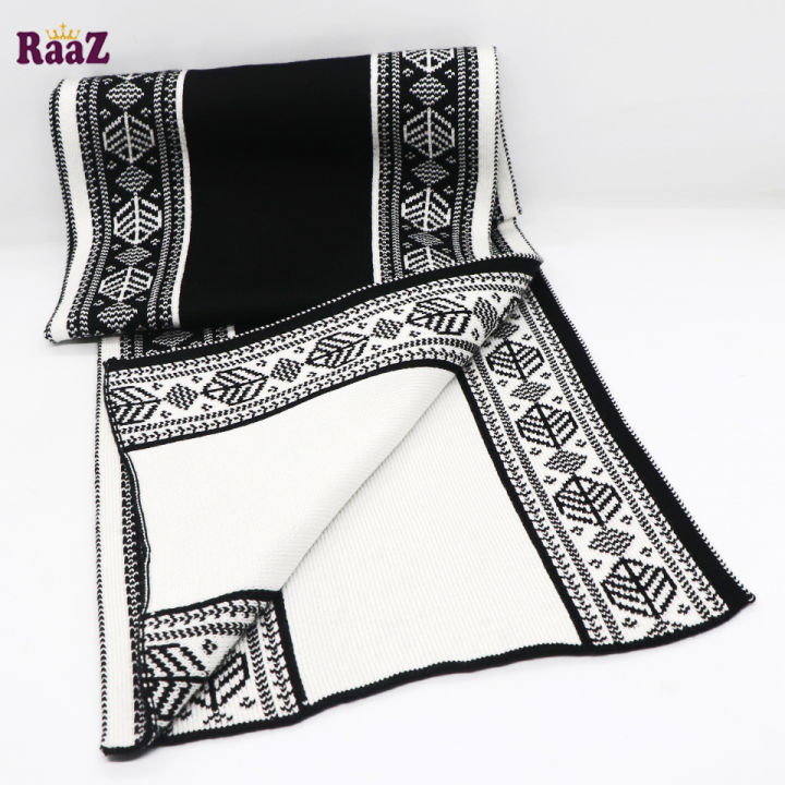Black%20And%20White%202%20in%201%20design%20Winter%20Woolen%20Scarf,%20Soft%20Muffler%20Stylish%20Fashion%20Scarf%20For%20Men%20And%20Women%20-%20Image%203