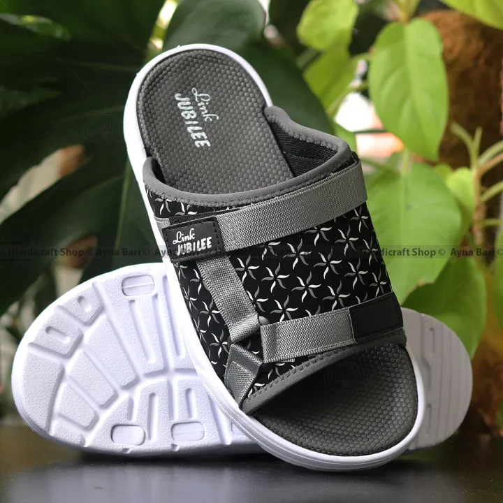 Trendsetter -Slides for Boys and Girls | Jubilee | slides Light weight slides Made In Chain Shoe for man Shoe for woman