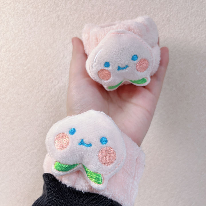 Haiyue%20Jewelry%20Cute%20Toast%20Rice%20Ball%20Face%20Wash%20Wristband~Washing,%20Water-Absorbent%20and%20Moisture-Resistant%20Plush%20Large%20Intestine%20Hair%20Tie%20for%20Exercise%20-%20Image%206