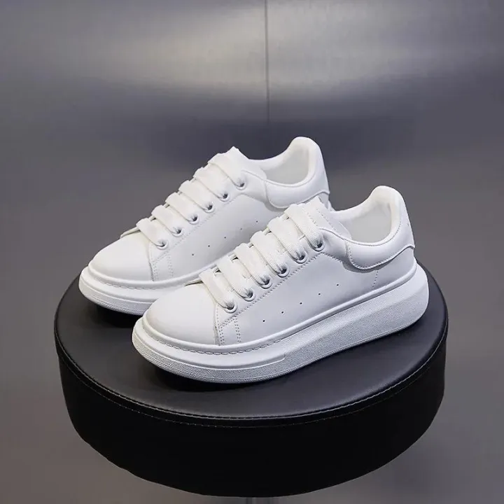 High%20Quality%20Sports'%20Sneakers%20Men%20Casual%20Shoes%20Men%20Fashion%20Sneakers%20Fly%20knit%20Light%20weight%20Slip-on%20Men%20-%20Image%202