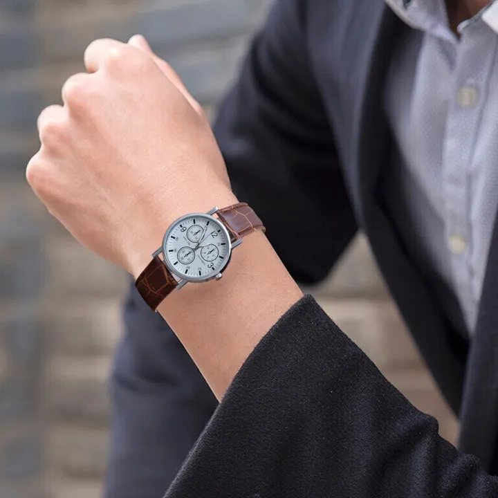 Sunnyheart%20Men%20Quartz%20Watch%20Stylish%20Men's%20Quartz%20Watch%20Clear%20Print%20Dial%20Adjustable%20Faux%20Leather%20Strap%20High%20Accuracy%20Business%20Gift%20Faux%20Leather%20Strap%20Men%20Watch%20-%20Image%204