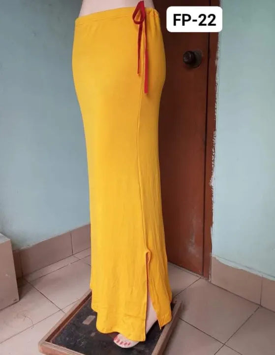 shapewear%20fishcut%20petticoat%20for%20girls%20to%20wear%20sarees%20by%20now%20in%20sathi%20house%20-%20Image%202