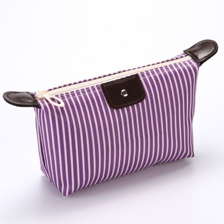 Portable%20Large%20Capacity%20Striped%20Cosmetic%20Bag%20for%20Women%20Girls%20Travel%20Beauty%20Cosmetic%20Bag%20with%20Zipper%20Fashion%20Cosmetic%20Bag%20Pouch%20Foldable%20Storage%20Bag%20-%20Image%207