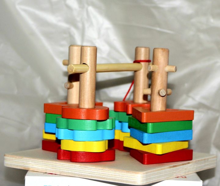 High%20Quality%20Four%20Sets%20Of%20columns/%20Puzzles%20Educational/Fishing%20Geometry%20-%20Image%205