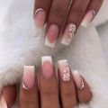 24Pcs Mid-length French False Nail with Diamond Gradient Square Press on Nails Flower Design Nail Wearable Manicure Tools.
