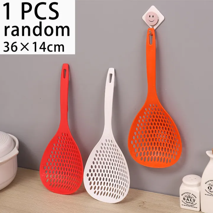 No%20Deformation%20Soup%20Spoon%20Large%20Colander%20Multifunctional%20Enlarged%20Noodle%20Food%20Filter%20Spoon%20High%20Temperature%20Resistance%20Strainer%201Pcs%20-%20Image%202