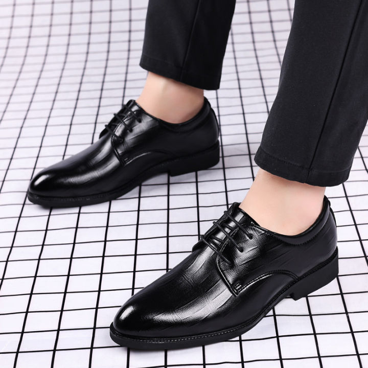 British%20Business%20Pointed%20Men's%20Leather%20Shoes%20Casual%20Trend%20Men's%20Shoes%20Formal%20Lace-up%20Korean%20Style%20Men's%20Wedding%20Shoes%20-%20Image%202