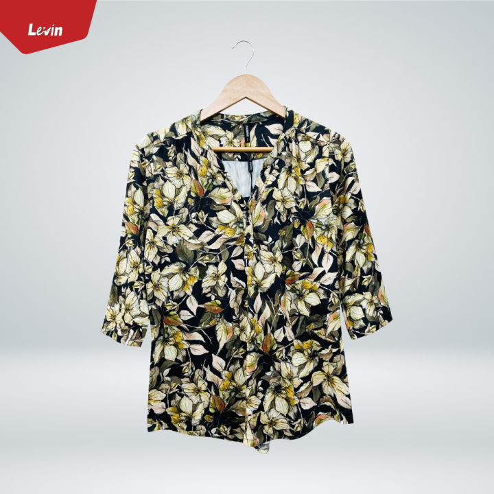 Ladies Three Quarter Sleeve Soft Floral Casual Tops From Levin
