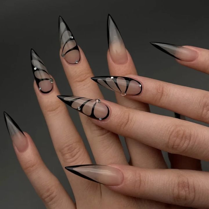 24pcs%20y2k%20Long%20Pointed%20False%20Nails%20Cool%20Girl%20Style%20Silver%20Flame%20Pattern%20Press%20on%20Nails%20Detchable%20Full%20Cover%20Nail%20Patches%20-%20Image%207