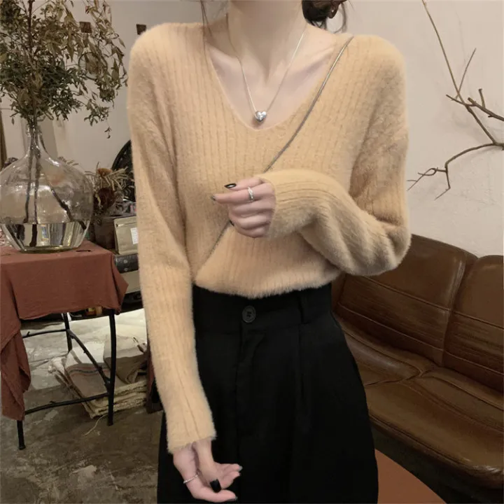 v%20Collar%20Soft%20Glutinous%20Sweater%20Women's%20Autumn%20and%20Winter%20Design%20Sense%20Niche%20Idle%20Style%20Knitwear%20Loose%20All-Match%20Small%20Top%20Clothes%20-%20Image%202
