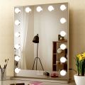 Vanity Makeup Mirror Led Light /Makeup 10 LED Light - 3 Modes & USB Type. 