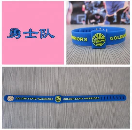wholesale%2031%20teams%20cheap%20custom%20embossed%20men%20basketball%20silicone%20bracelet%20-%20Image%204