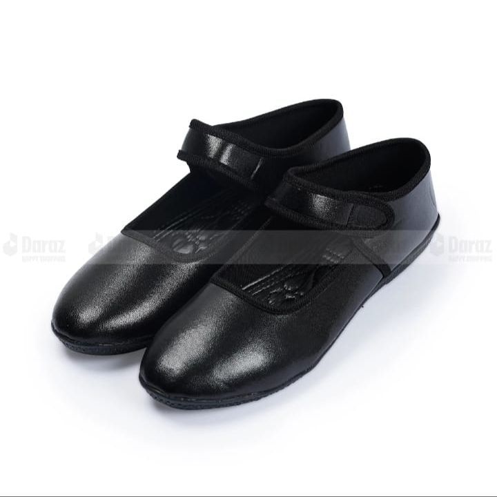 New Fashionable Ladies Flat Slipper Sandals Best use for summer/Rainy Day