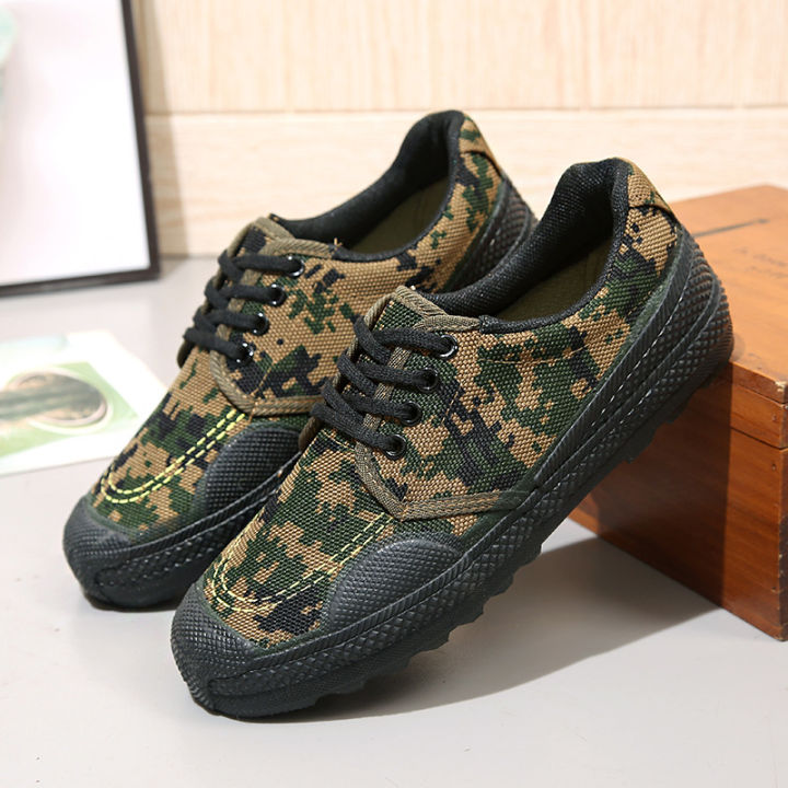 New%20Canvas%20Shoes%20Construction%20Site%20Non-Slip%20Wear-Resistant%20Labor%20Rubber%20Shoes%20Training%20Shoes%20Men's%20Spring%20Labor%20Protection%20Work%20Liberation%20Shoes%20-%20Image%202