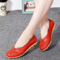 44 size Bird's Nest Hole Flat Bottom Sandals Summer Single Bean Leather Casual Women's Middle School Top Size Mom Shoes. 