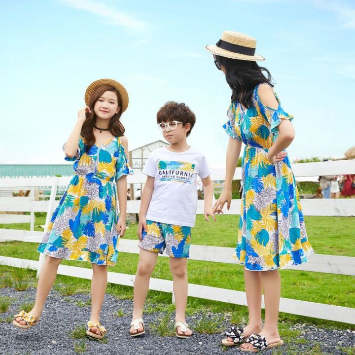 Beach%20Couple's%20Outfit%20Summer%20Clothing2023New%20Clothing%20for%20Trips%20to%20Sanya%20Short%20SleeveTT-shirt%20Dress%20Couple%20Suit%20-%20Image%203