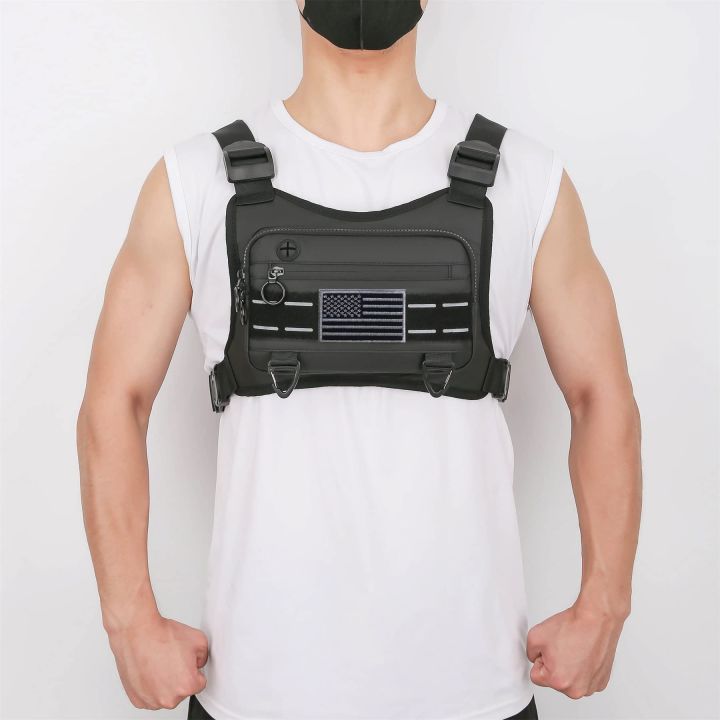 Sports%20Chest%20Bag%20Water%20Resistant%20Lightweight%20Front%20Chest%20Pack%20Running%20Vest%20Bag%20With%20Built-In%20Phone%20Holder%20Extra%20Storage%20-%20Image%205