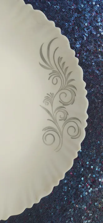 Opal%20Glass%20Dinner%20Plate%20Set%20-%20Elegant%20Dinnerware%20Set%20For%20Serving%20Meals%20And%20Entertaining%20Guests%20-%20Image%202