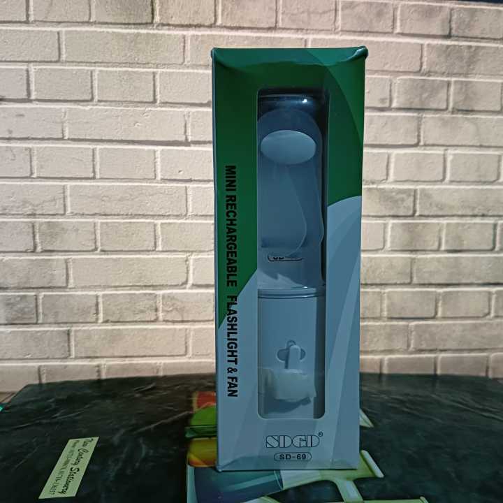 SD-69%20Mini%20Pocket%20Fan%20With%20Troch%20Light%20Rechargeable%20Powerful%20Fan%20Foldable%20wing%20with%20Torch%20and%20Flashlight%20-%20Image%202