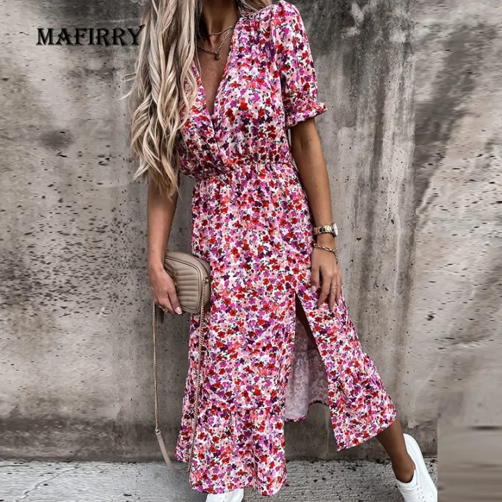 Summer%20%20Floral%20Pattern%20Slim%20Dress%20Casual%20Short%20Sleeve%20High%20Waist%20Dresses%20Female%20Sexy%20V-Neck%20Outdoor%20Colorful%20Dresses%20-%20Image%203