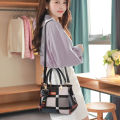 Elegant Designer Handbags Women Bags Messenger PU Leather Crossbody Bags Hairball tassen Girls Shoulder Bag Top-hand Tote Bag.
