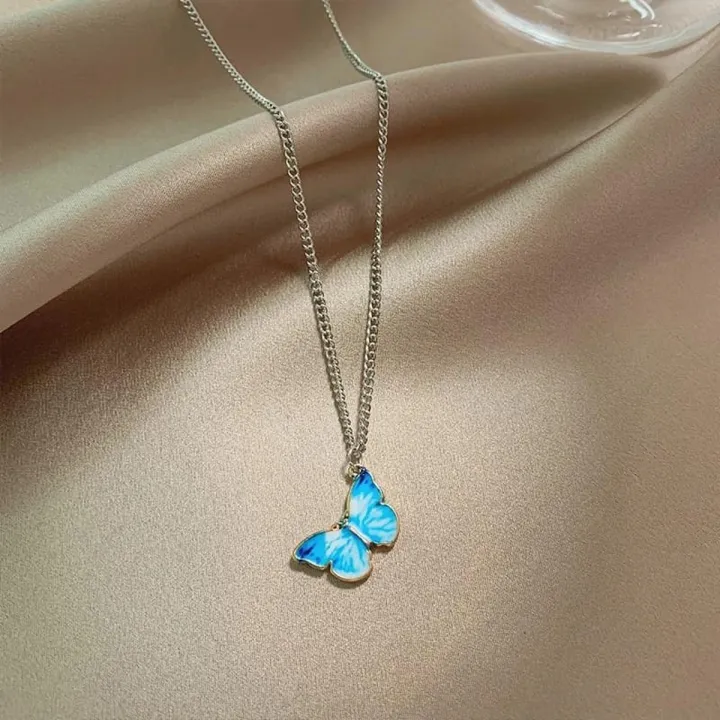 Blue%20Butterfly%20Bracelet%20For%20Woman%20-%20Image%205