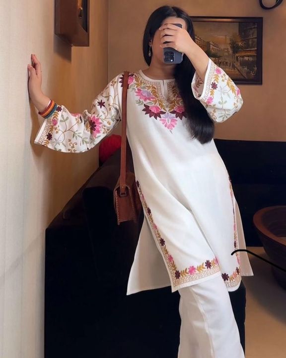 Everything%20house%20by%20nazmul%20%20New%20Design%20Choice%20Full%20Two%20Piece%20Dress%20Collection%20For%20Women%20&%20Girls.%20-%20Image%202