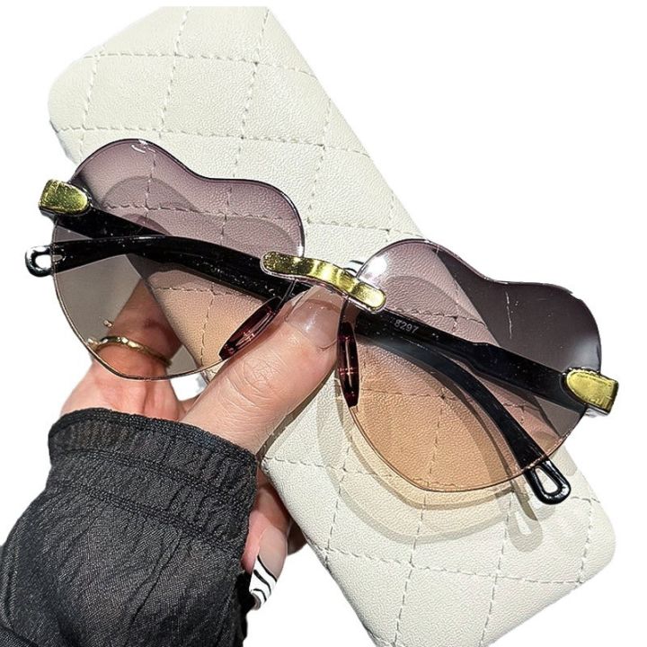 Fashion%20Heart-Shaped%20Sunglasses%20Designer%20UV%20Protection%20Rimless%20Rimless%20Sun%20Glasses%20Gradient%20Lens%20UV400%20Love%20Heart%20Shades%20for%20-%20Image%205