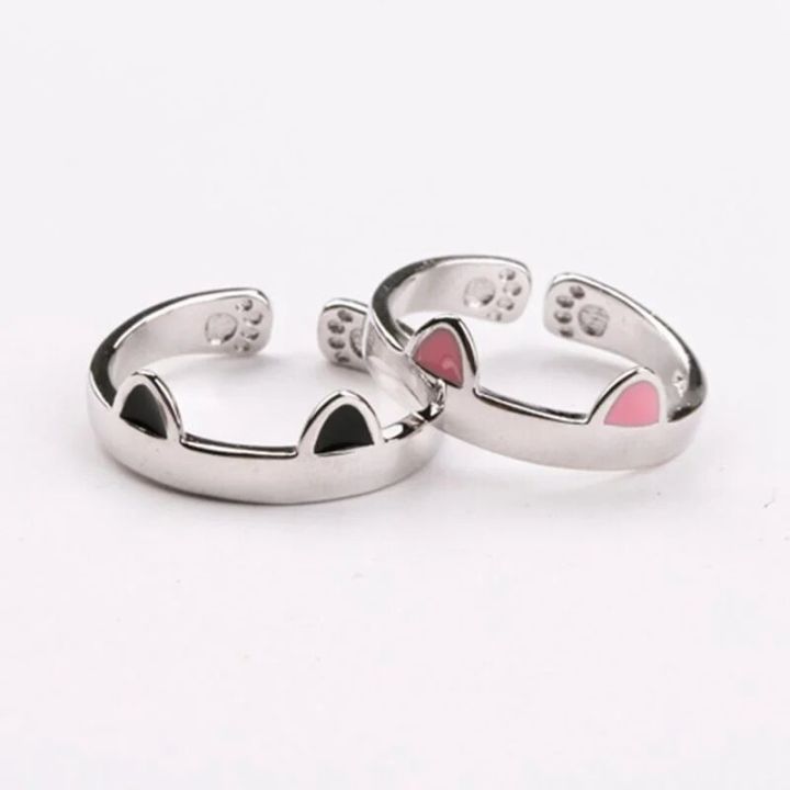 Trendy%20Cat%20Paw%20and%20Ear%20Ring%20for%20Girls,%20Minimalist%20Indie%20Pet%20Jewelry,%20Open%20Design%20Finger%20Ring%20-%20Image%205