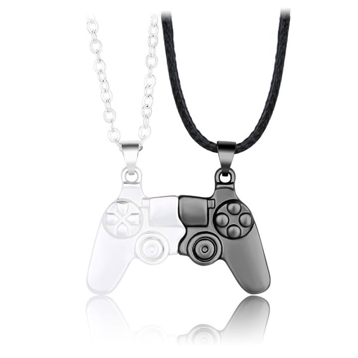 2pcs/Set Magnetic Game Controller Couple Necklace with Gold/Silver Color PS4 Game Console Pendant Necklace Valentine's Day Gift