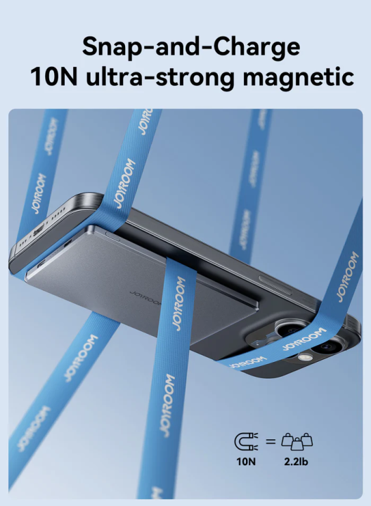 Joyroom%20PBM08%20Pro%20Ultra-Slim%2010000mAh%20Magnetic%20Wireless%20Power%20Bank%20with%2020W%20Charging%20Dual%20Port%20with%20Type-C%20&%20Lightning%20Plug%20-%20Compact%20and%20Durable%20-%20Image%204
