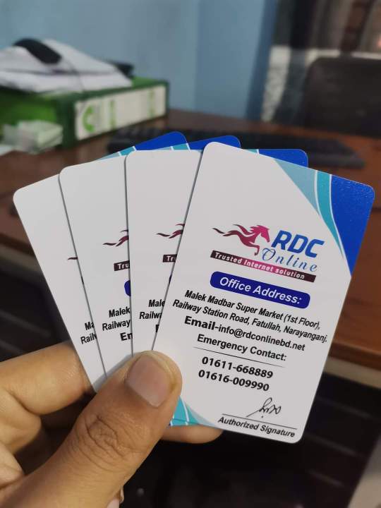 Custom%20UV%20Printed%20ID%20Card%20(86%C3%9754mm)%20%E2%80%93%20Personalized%20Office,%20School%20&%20College%20Identity%20Card%20-%20Image%203