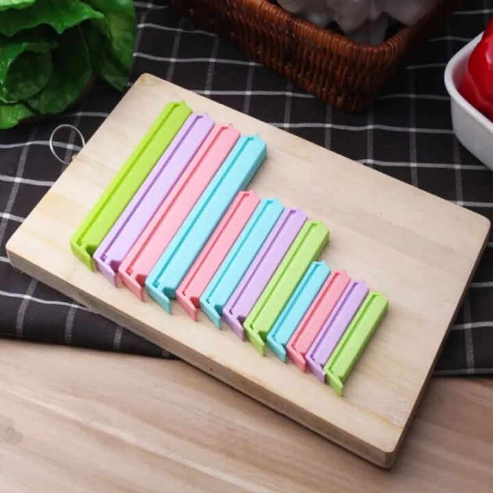 Food%20Sealing%20Clips%20Air%20Tight%20Seal%20Clips%20Sealer%20for%20Kitchen%20Food%20Storage%20Bags%20-%2012Pcs%20-%20Image%205