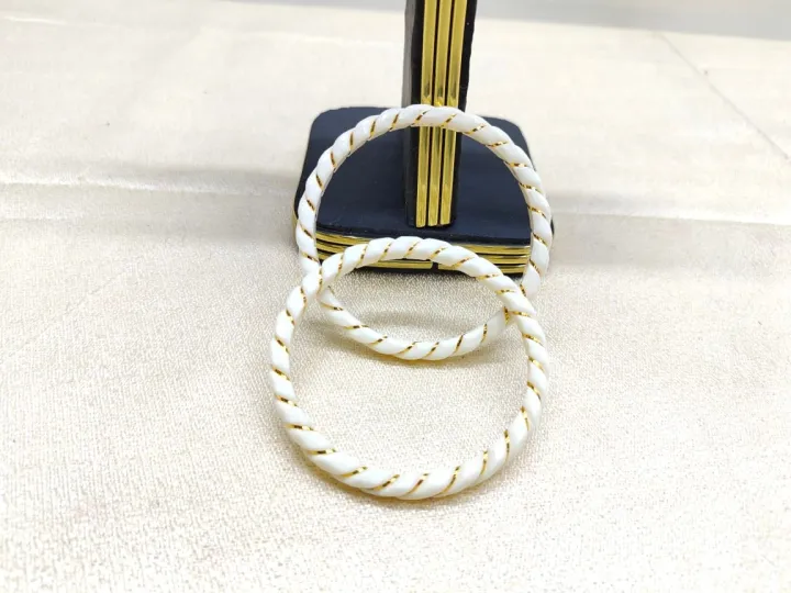 Exclusive%20Design%20Shakha%20Pola%20Bangles%20for%20Women%20,%20Sada%20Sakha%20Churi.%20Party%20,%20Wedding%20,%20Anniversary%20,%20Druga%20Puja%20&%20All%20Time%20Use%20Sakha%20Bangles.%20CD:Y5.%20-%20Image%206