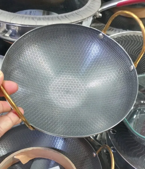 Honeycomb%20Nonstick%20Iron%20Deep%20Two%20Handled%20Frying%20Pan%20-%20Image%207