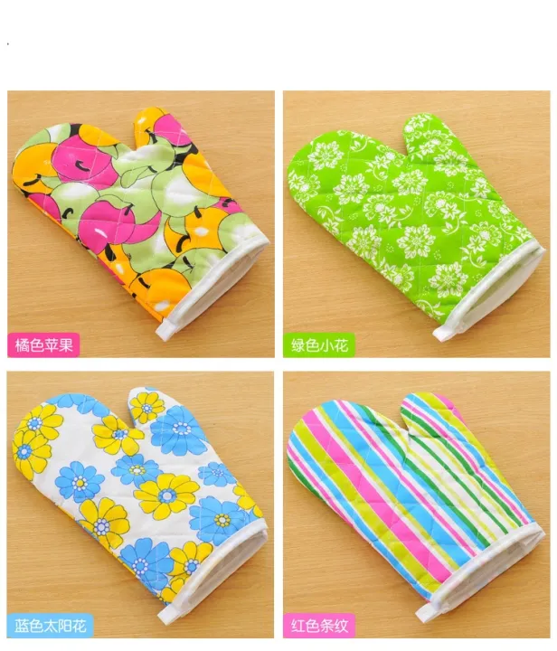 Solimo%20100%25%20Cotton%20Padded%20Oven%20Gloves%20Paisley-%20Multicolour%20-%20Image%202