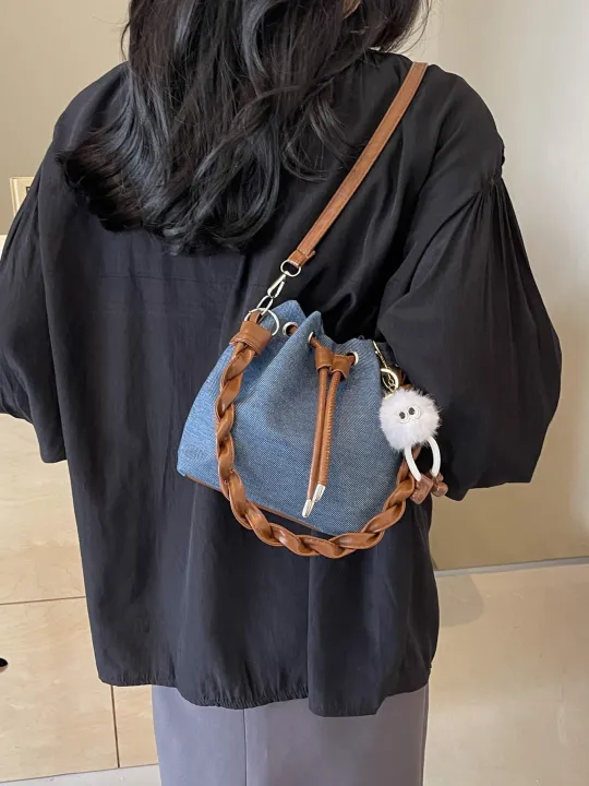 This%20year's%20popular%20bags%20women's%202024%20new%20trendy%20fashion%20casual%20denim%20shoulder%20bag%20commuter%20crossbody%20bucket%20bag%20-%20Image%202