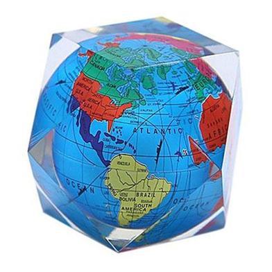 Globe%20Paper%20Weight%20for%20Desk%20Usage%20-%20Image%203