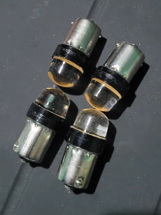 Universal%202%20Piece%20Blinking%20&%20Non%20Blinking%20Car%20&%20Motorcycle%20Indicator/Brake%20Flash%20Light%20(2%20Pieces)%20-%20Image%206