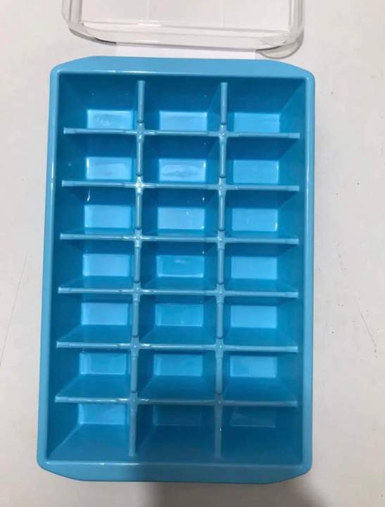 Plastic%20Alpine%2021%20box%20Ice%20Cuber%20Tray%20With%20Transparent%20Lid%20-%2025cm%20-%20Image%202