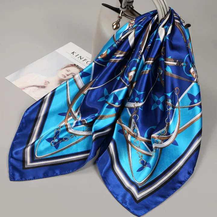 Scarf%20women's%20new%202024%20versatile%20autumn%20and%20winter%20style,%20foreign%20fashion,%20thin%20spring%20and%20summer,%20small%20square%20scarf,%20silk%20scarf%20dual-purpose%20-%20Image%208