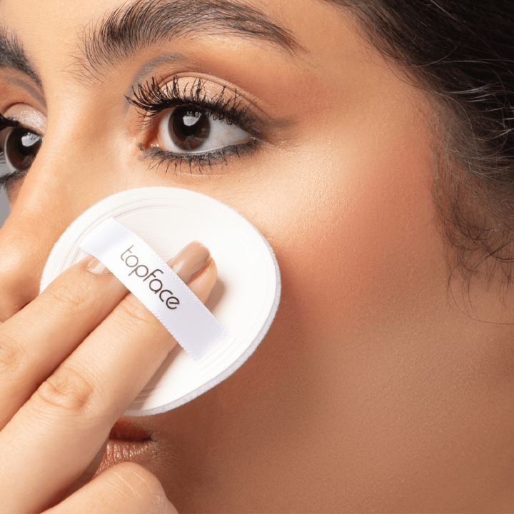 Topface%20Skin%20Editor%20Matte%20Finishing%20Powder%20(002)%20-%20Image%203