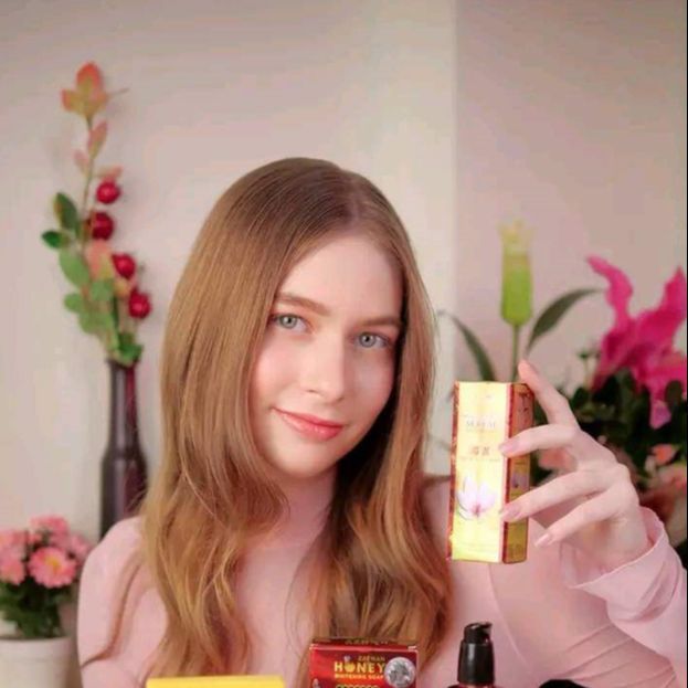 Zafran%20Advanced%20Brightening%20Serum%20Authentic%20and%20original%20-%2080ml%20-%20Image%203